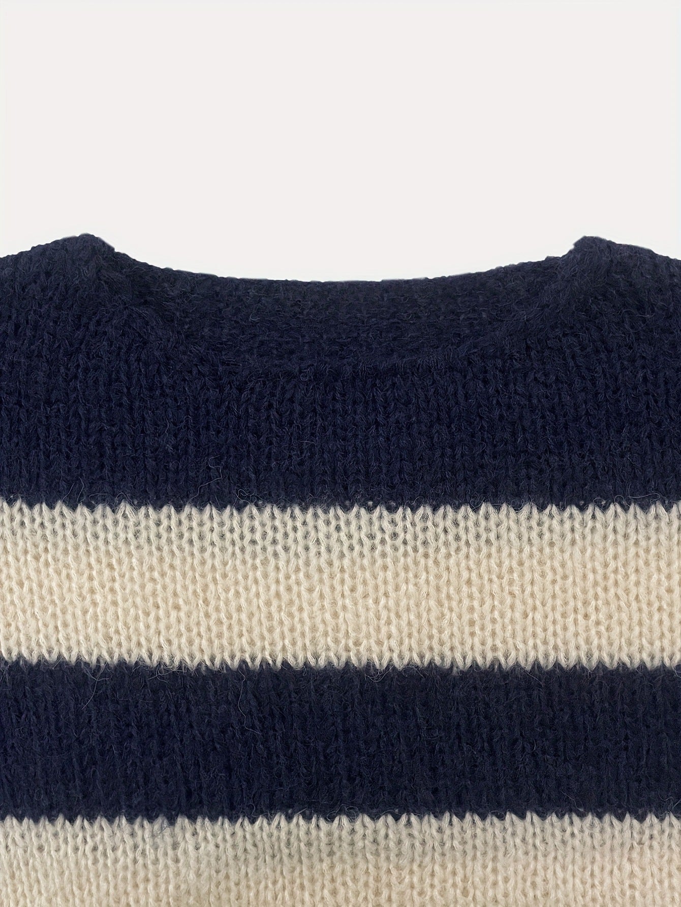 Crew-neck Contrast-striped Loose-fit Casual Chic Versatile Knit Pullover