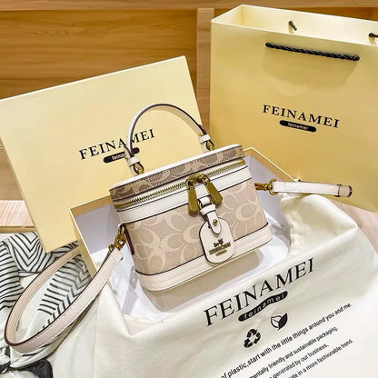 New minimalist and fashionable small handbag, contrasting color women's bag, high-end carriage crossbody bag, portable box bag